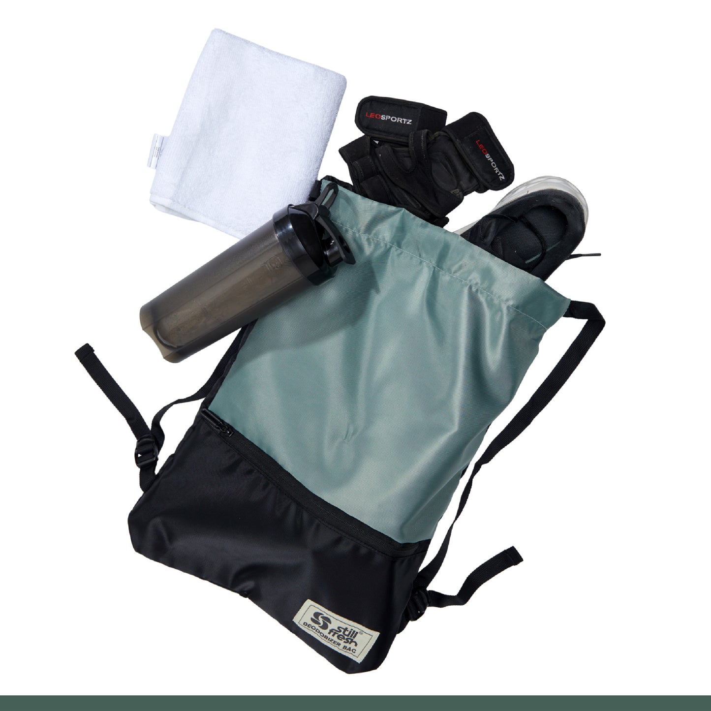STILLFRESH™ DEODORIZER GYM & SPORTS BAG